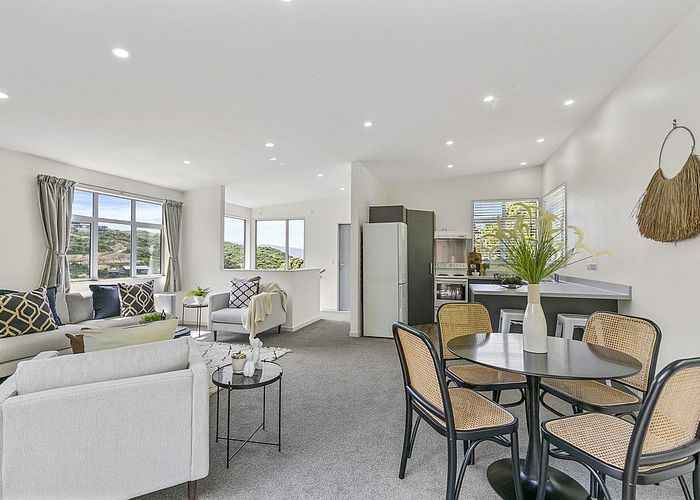  at 36 Cave Road, Houghton Bay, Wellington