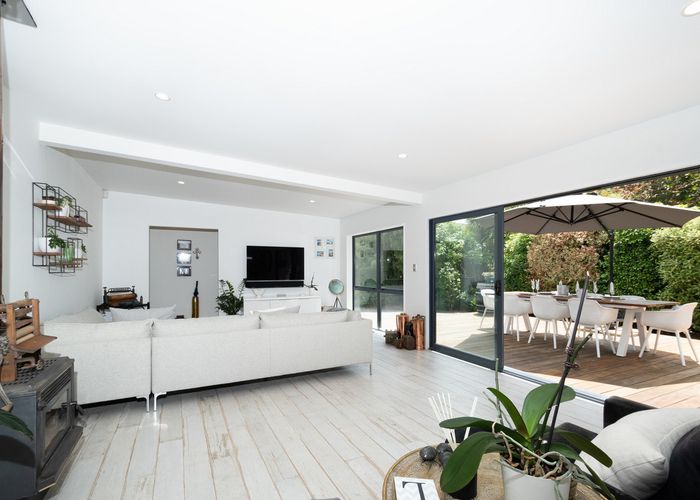  at 12 Opanuku Road, Henderson Valley, Auckland