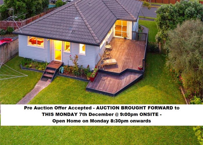  at 4 Gala Place, Henderson, Auckland