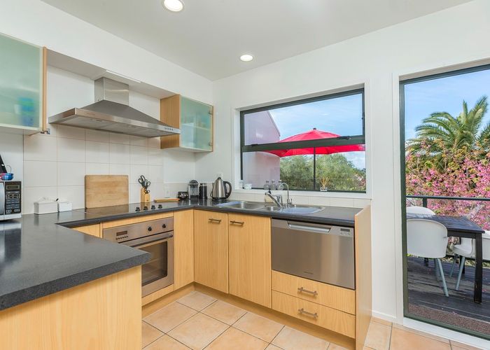  at 3P Laxon Terrace, Remuera, Auckland