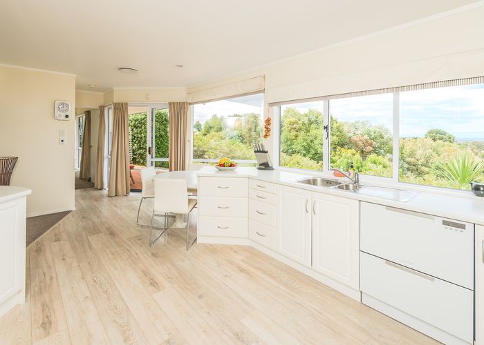 at 8 Kingston Way, Otamatea, Whanganui