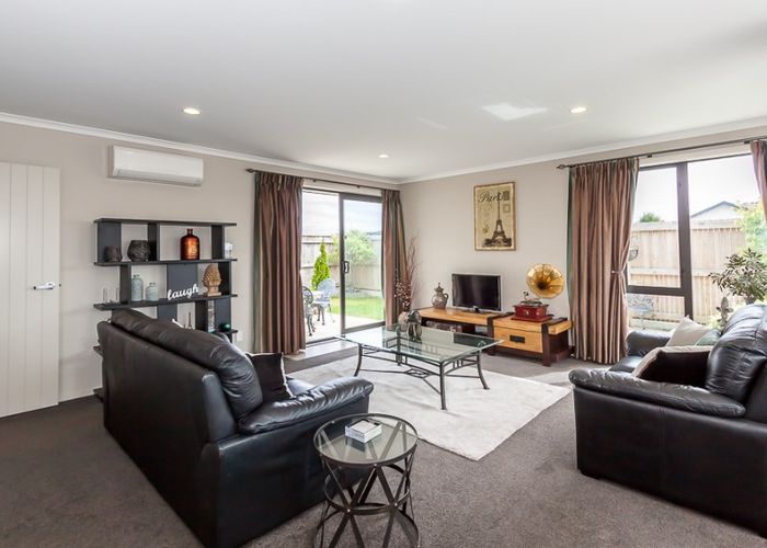  at 84 Rosalie Terrace, Kelvin Grove, Palmerston North
