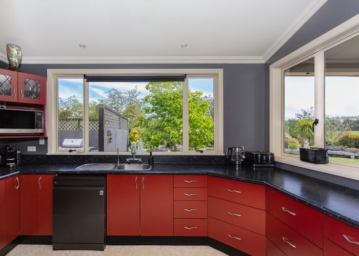  at 10 Robins Road, Alma, Oamaru