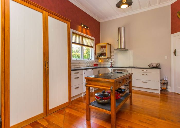  at 228 Pickering Road, Cambridge