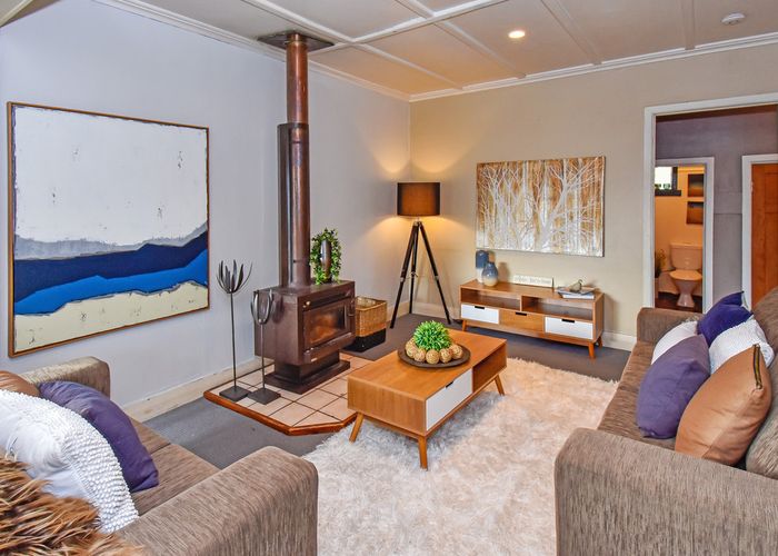  at 31 Wallath Road, Onehunga, Auckland