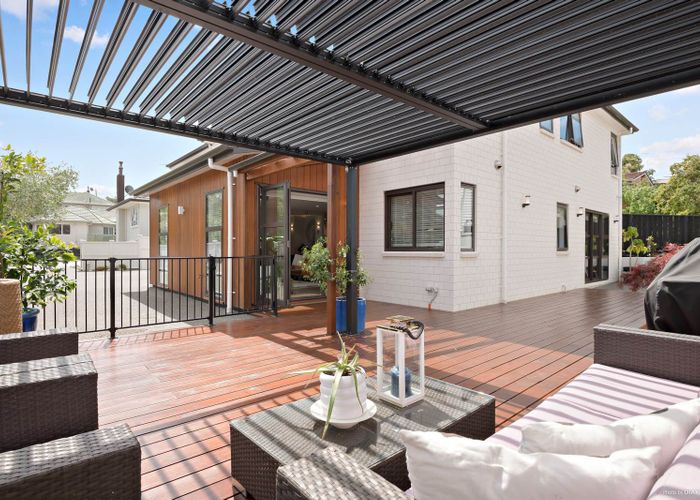  at 76A Ridge Road, Howick, Auckland