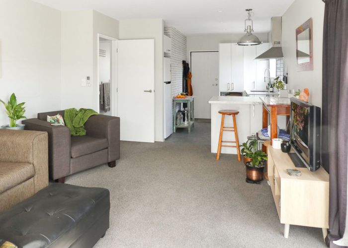  at 1/430 Barbadoes Street, Edgeware, Christchurch