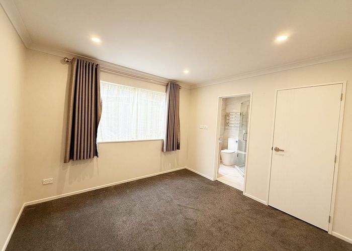  at 7B Marco Place, Highland Park, Manukau City, Auckland