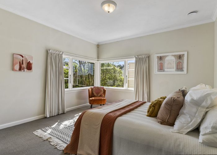  at 3 Jalna Avenue, Khandallah, Wellington