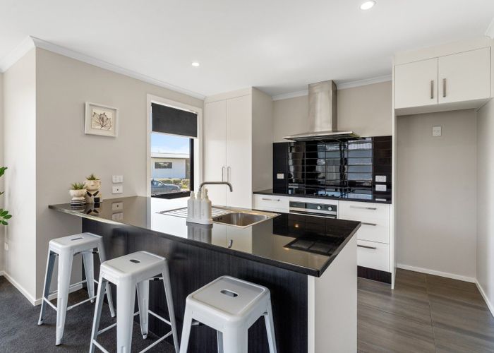  at 49 Seagrass Place, Otaki Beach, Kapiti Coast, Wellington