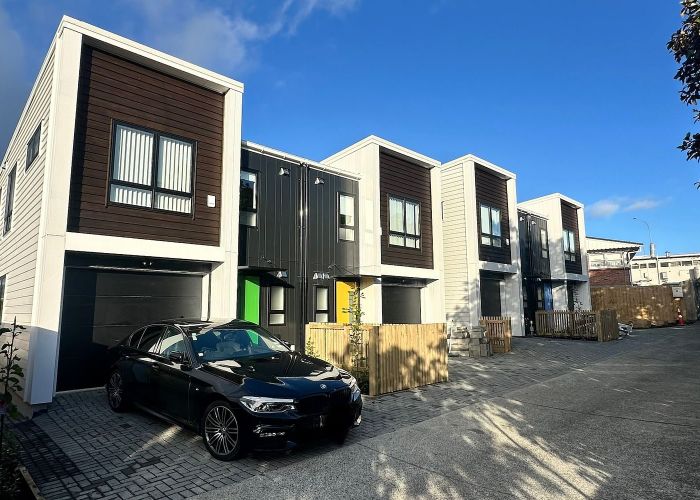  at 184A Ridge Road, Howick, Manukau City, Auckland