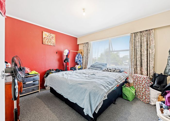  at 37 Gainsborough Street, Manurewa, Auckland