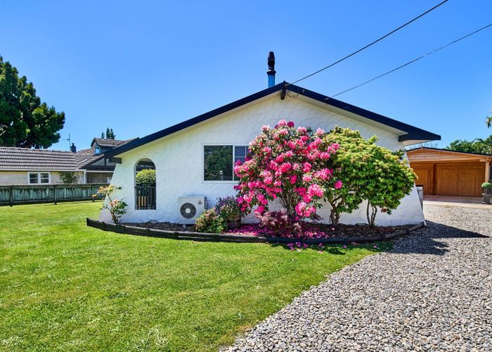  at 33 Maclaren Street, Maymorn, Upper Hutt, Wellington