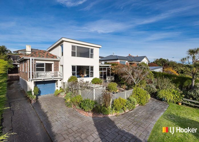  at 11 Dunrobin Street, Waverley, Dunedin