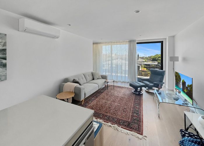  at 2/245 Kepa Road, Mission Bay, Auckland