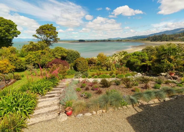  at 20 Anarewa Crescent, Kaiteriteri