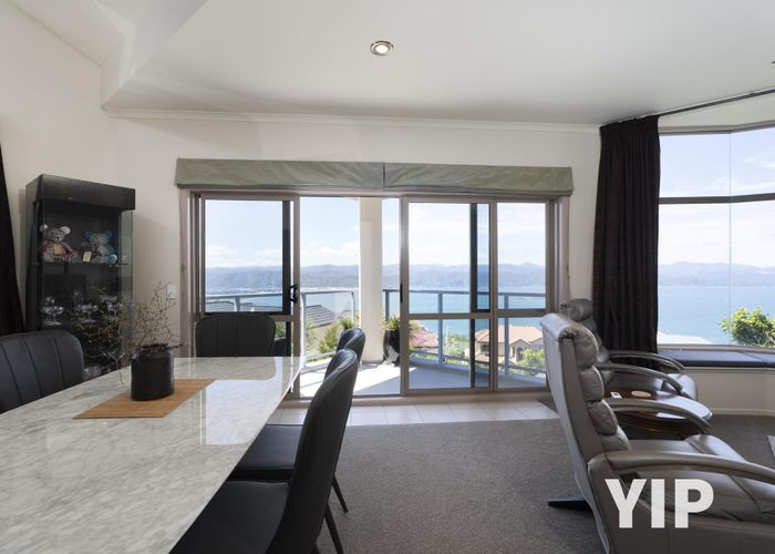  at 14 Dress Circle, Newlands, Wellington