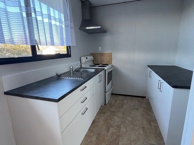  at 10 Starforth Place, Henderson, Waitakere City, Auckland