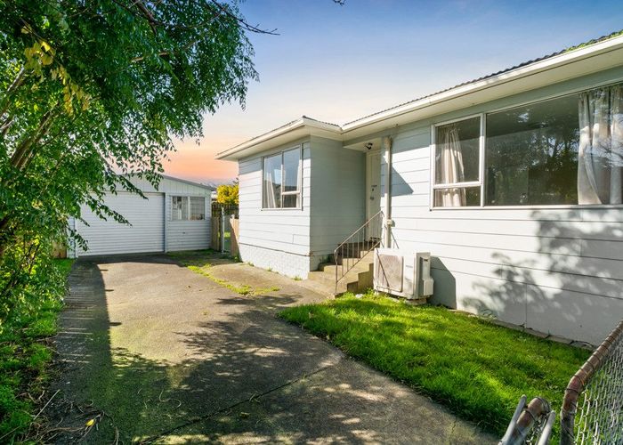  at 400 Roscommon Road, Manurewa, Manukau City, Auckland