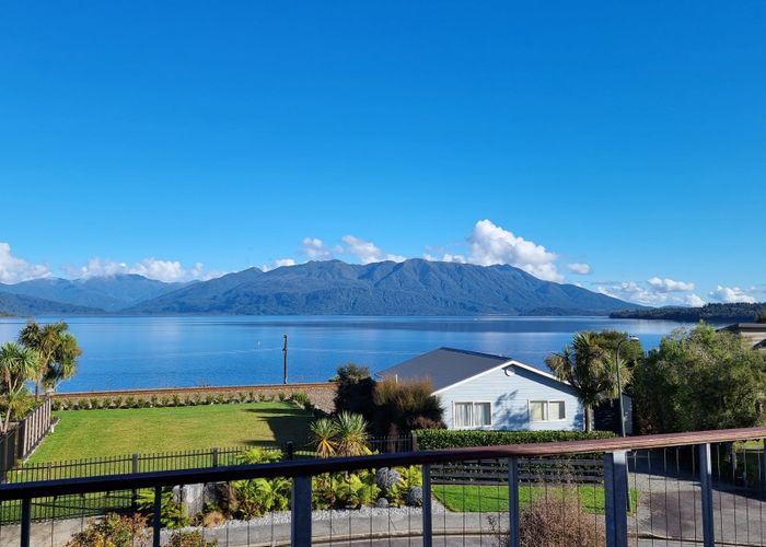  at 3 Ranui Place, Moana, Moana