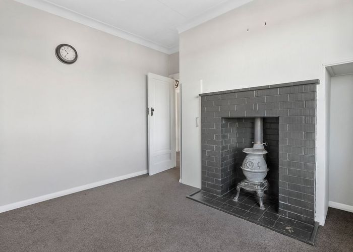 at 9 Exmouth Street, Abbotsford, Dunedin