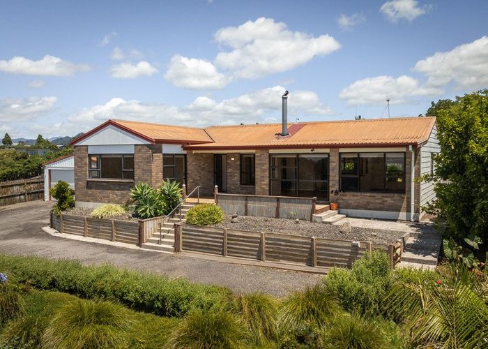  at 2 Denby Close, Athenree, Western Bay Of Plenty, Bay Of Plenty