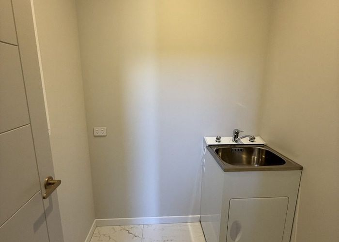  at 21B Hardy Street, Waterloo, Lower Hutt, Wellington