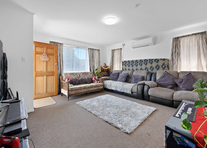 at 78 Raglan Street, Mangere East, Auckland