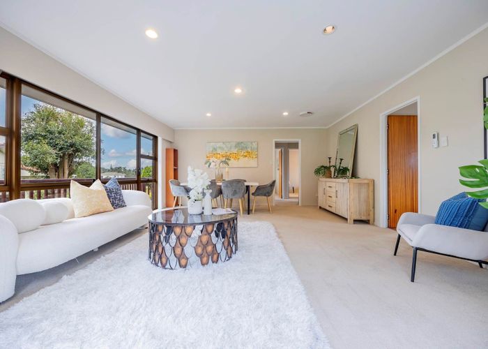  at 2/76 Velma Road, Hillcrest, North Shore City, Auckland