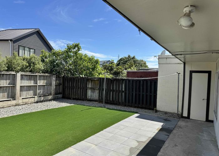  at 2/14 Swan Crescent, Pakuranga, Manukau City, Auckland