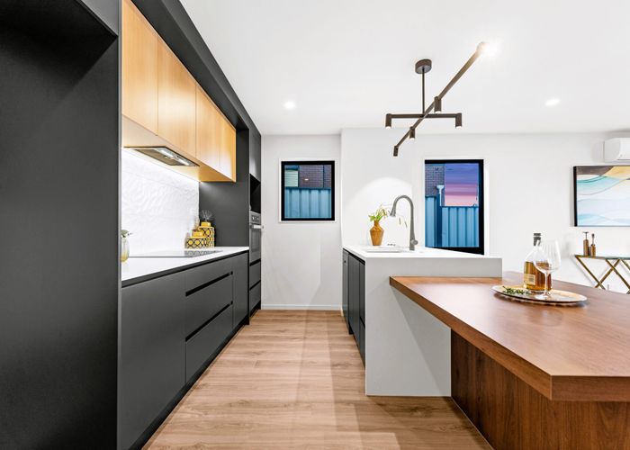  at 5A Crystal Avenue, Glendene, Waitakere City, Auckland