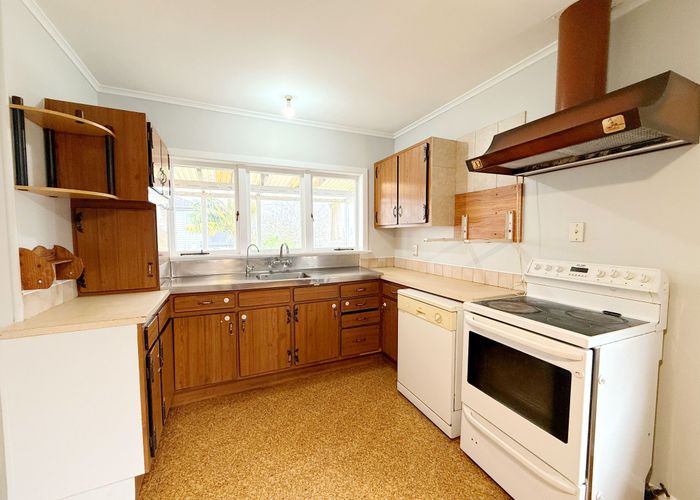  at 18 Forbes Road, Favona, Manukau City, Auckland