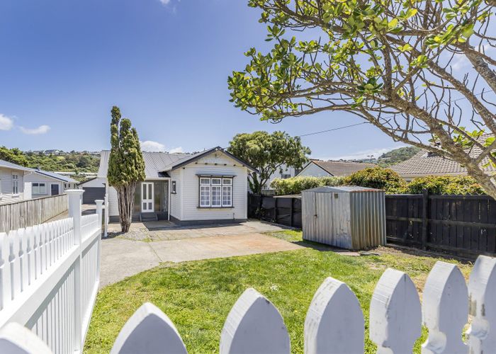  at 99 Darlington Road, Miramar, Wellington