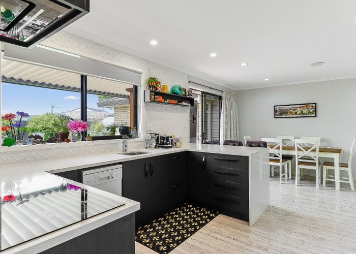  at 21 Mangakoea Place, St Andrews, Hamilton
