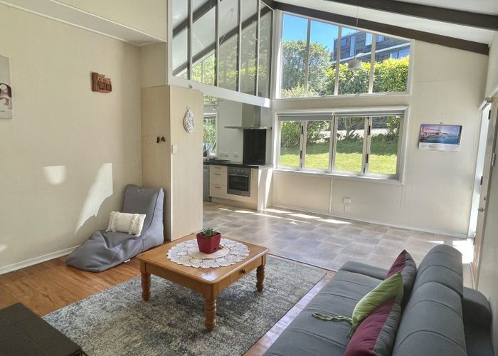  at 135 Glenpark Ave, Maryhill, Dunedin, Otago