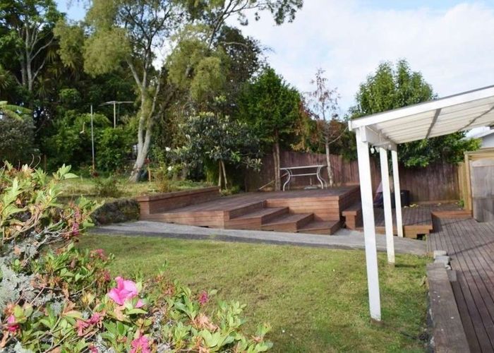  at 35 Lingfield Street, Glenfield, North Shore City, Auckland