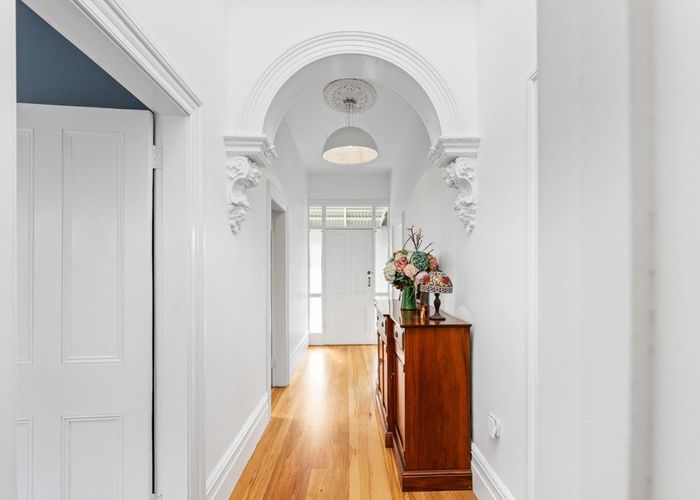  at 43 Cleveland Street, Edgeware, Christchurch
