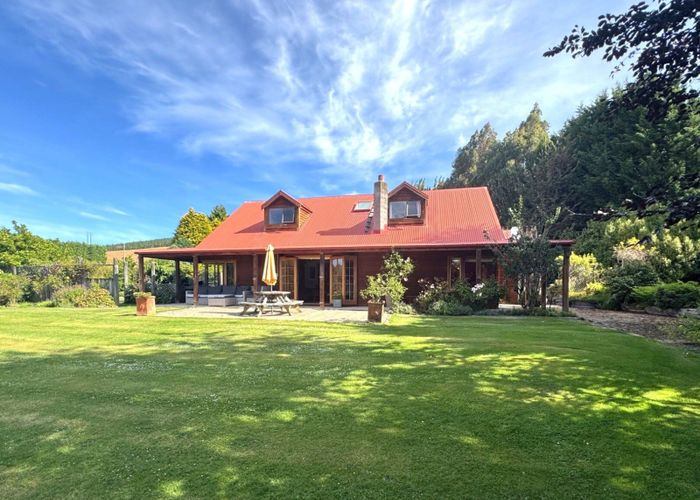  at Castle Downs, Dipton West, Southland, Southland
