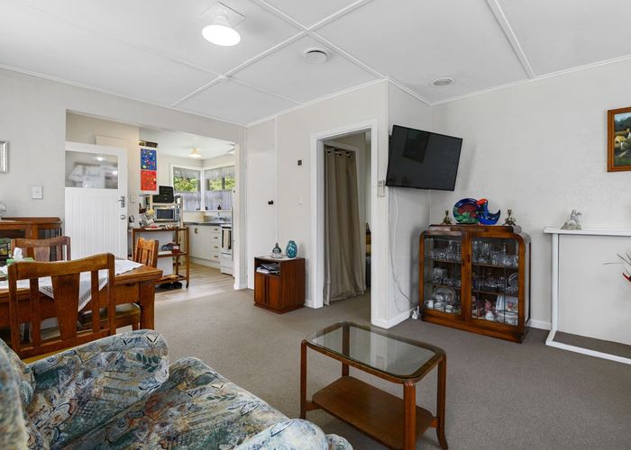  at 35 Park Road, Western Heights, Rotorua