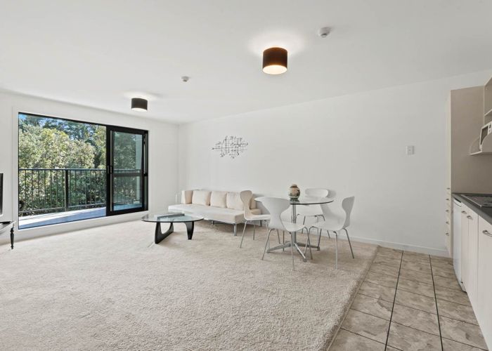  at 5/241 Hinemoa Street, Birkenhead, North Shore City, Auckland