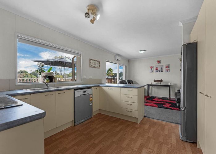  at 46 Medvale Avenue, Flat Bush, Auckland