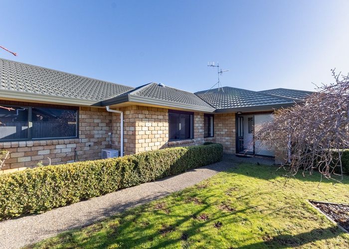  at 33 Consort Close, Paraparaumu Beach, Kapiti Coast, Wellington