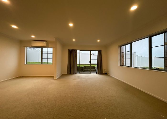  at 1/202 Botany Road, Howick, Manukau City, Auckland