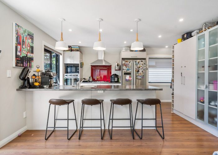  at 2/70 Rukutai Street, Orakei, Auckland City, Auckland