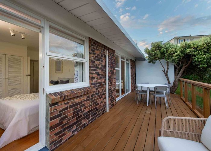  at 3/449 Beach Road, Mairangi Bay, Auckland