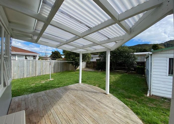  at 323 Wellington Road, Wainuiomata, Lower Hutt