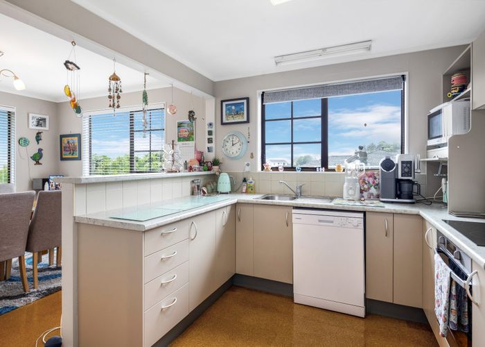  at 14 Brasenose Place, Tawa, Wellington, Wellington