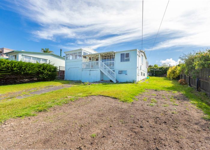  at 5 Mera Road, Algies Bay, Warkworth