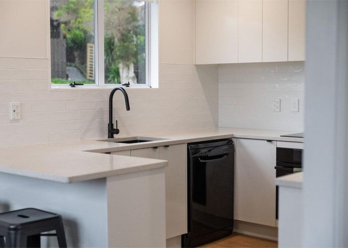  at Massey, Waitakere City, Auckland