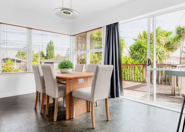  at 2 De Vere Crescent, Chartwell, Hamilton, Waikato